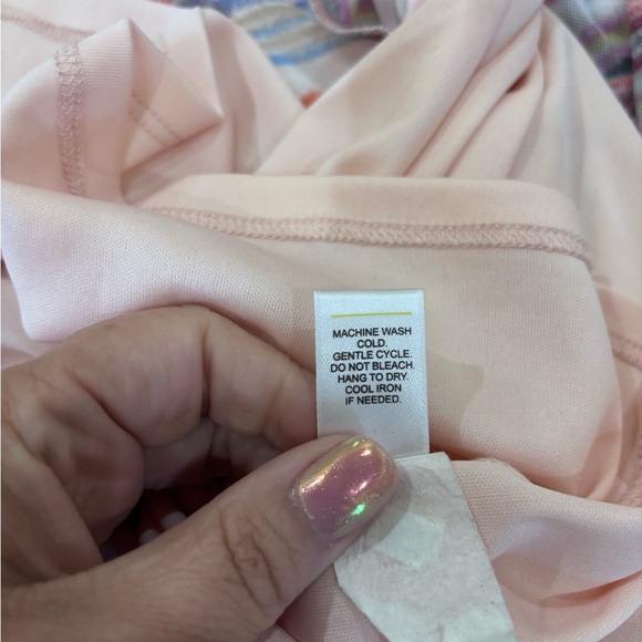 EST. 1946 Multi-Colored Striped Butterfly Sleeve Blouse Shirt Top Size 18/20W - Picture 10 of 14